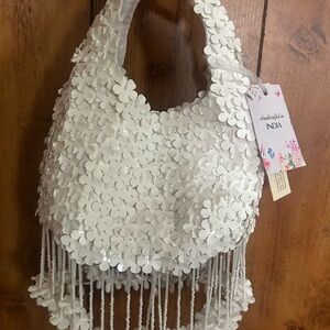 Beaded White Floral Women's Bag